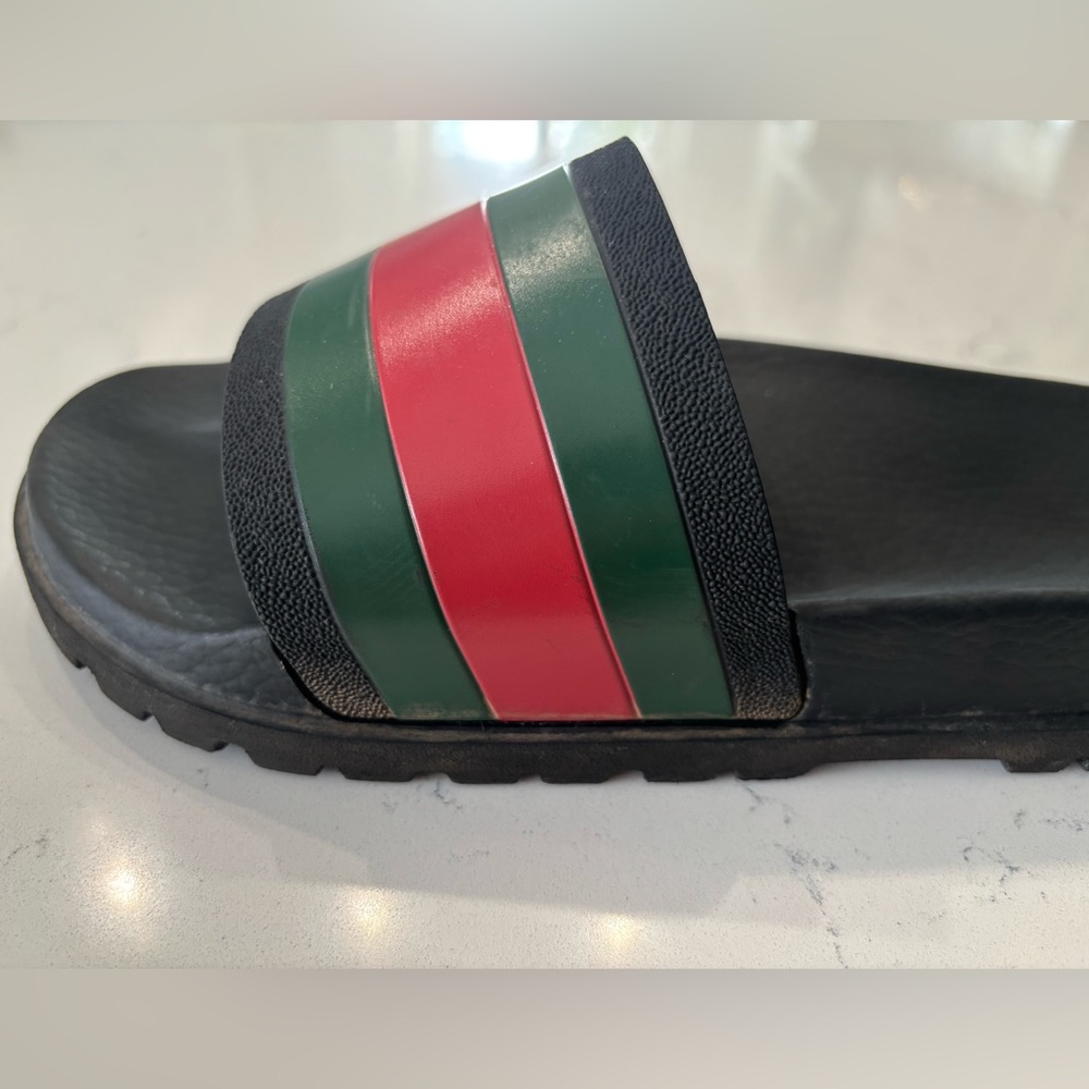 Gucci Men’s Web Signature Slide Sandals - Picture 7 of 14